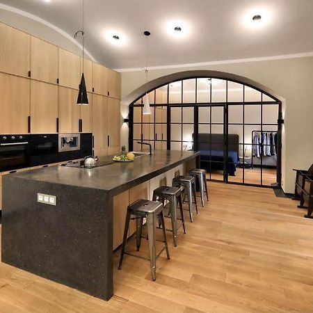 Design Loft 2 Minutes To Wenceslas Square Prag Exteriör bild