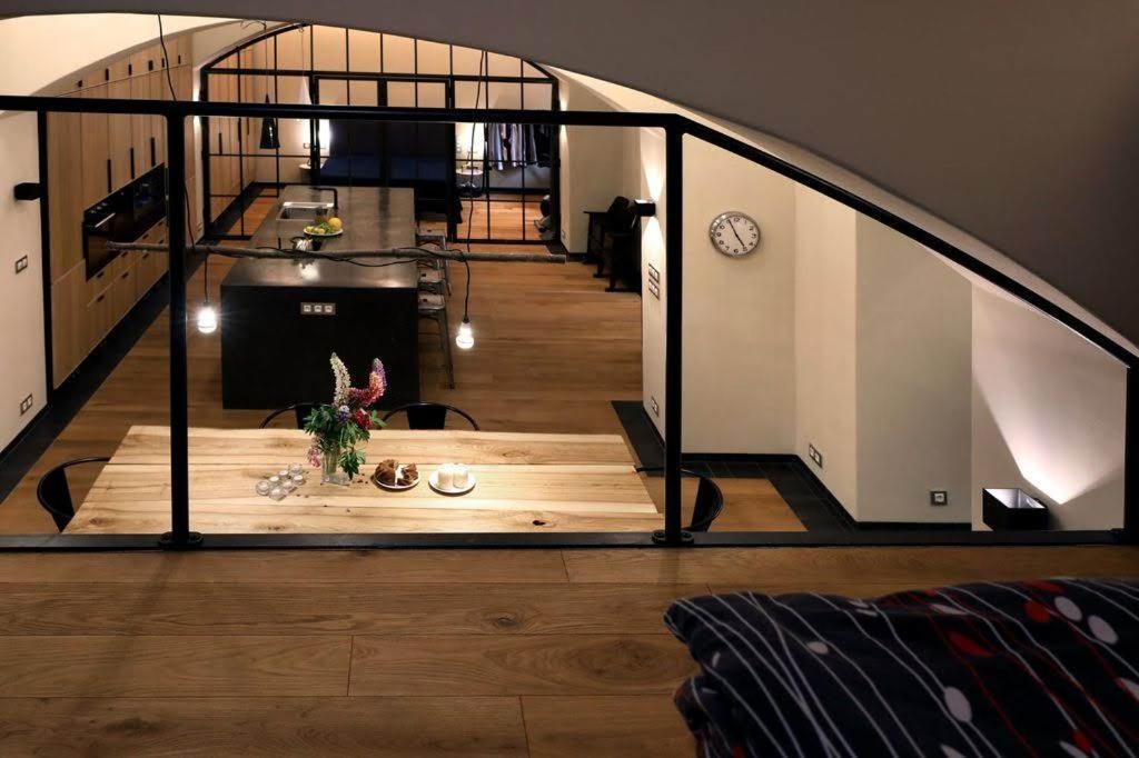Design Loft 2 Minutes To Wenceslas Square Prag Exteriör bild