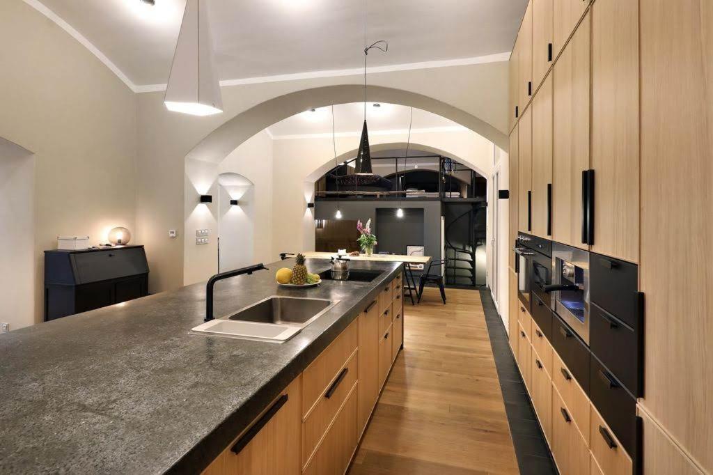 Design Loft 2 Minutes To Wenceslas Square Prag Exteriör bild
