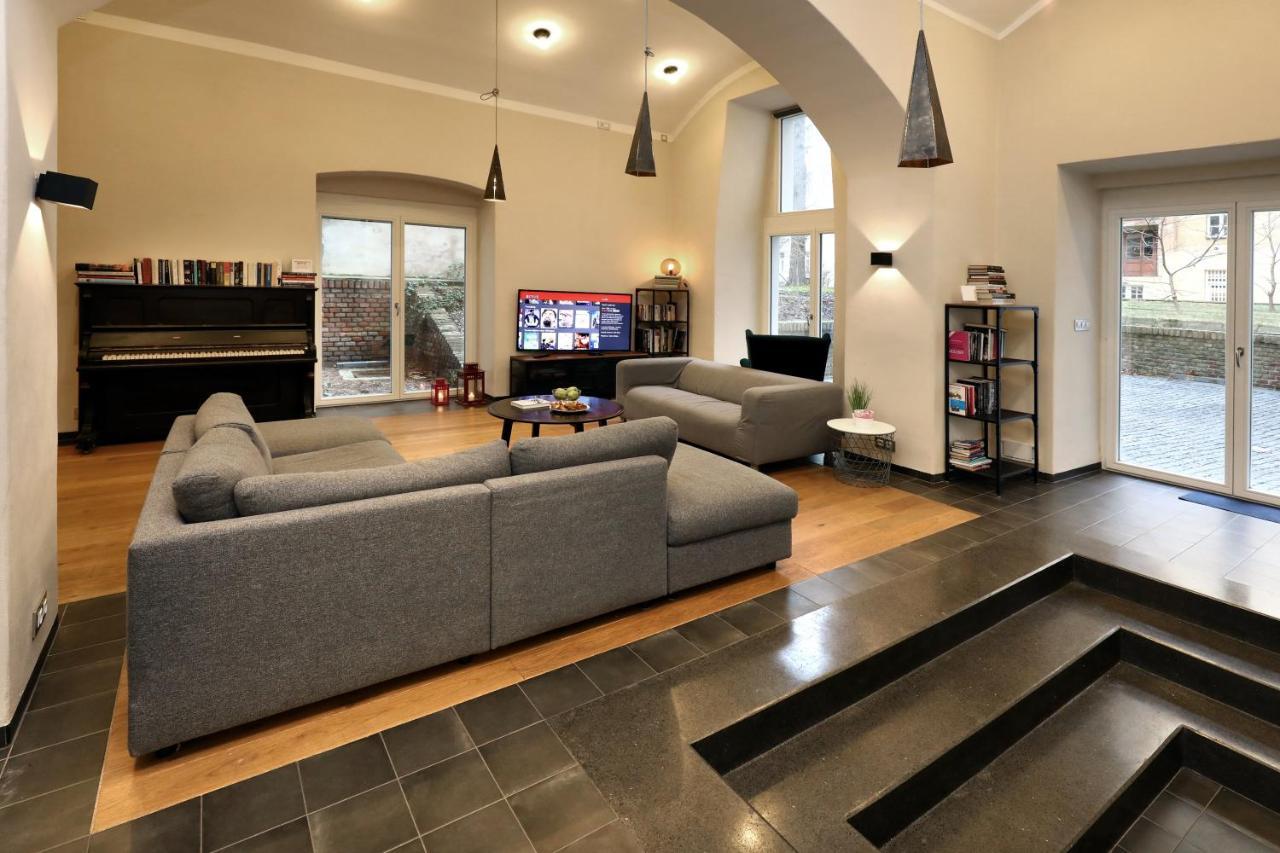 Design Loft 2 Minutes To Wenceslas Square Prag Exteriör bild