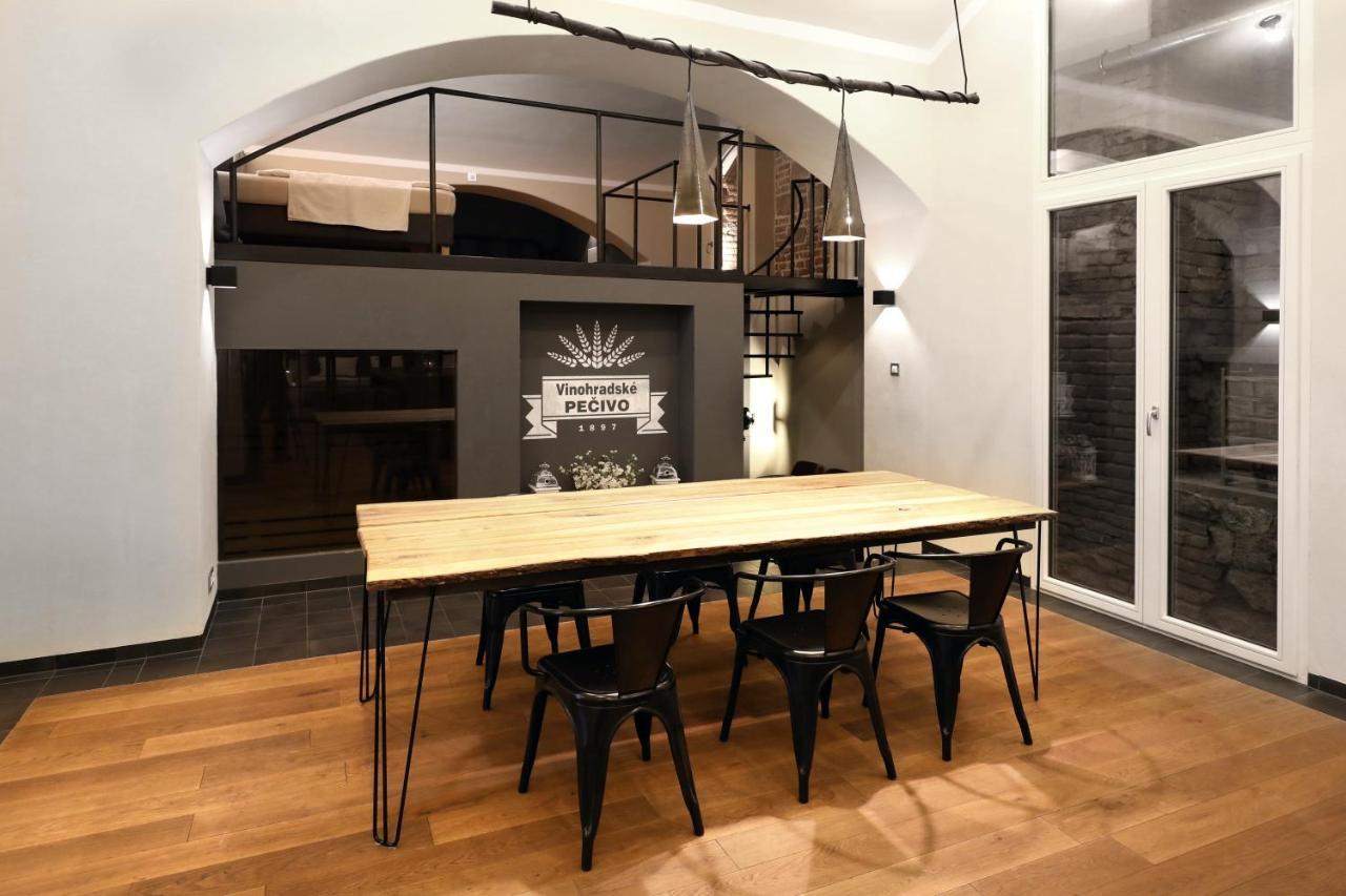 Design Loft 2 Minutes To Wenceslas Square Prag Exteriör bild