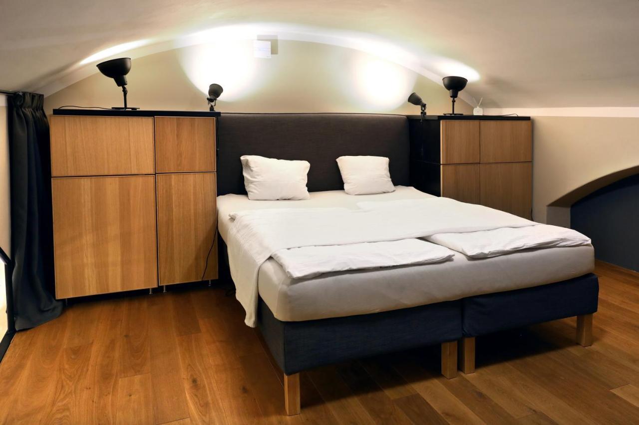 Design Loft 2 Minutes To Wenceslas Square Prag Exteriör bild