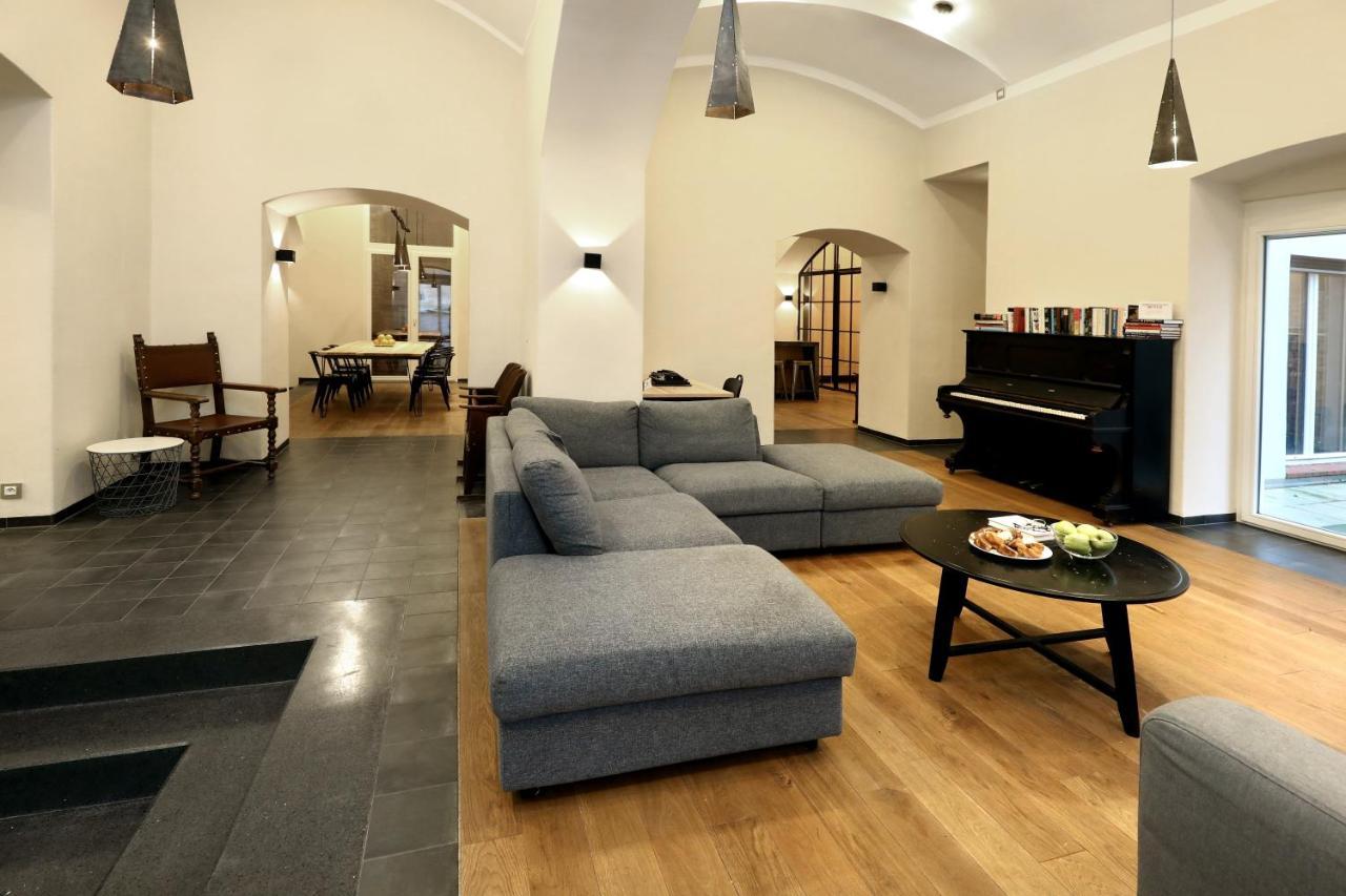 Design Loft 2 Minutes To Wenceslas Square Prag Exteriör bild